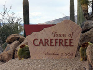 carefree city sign